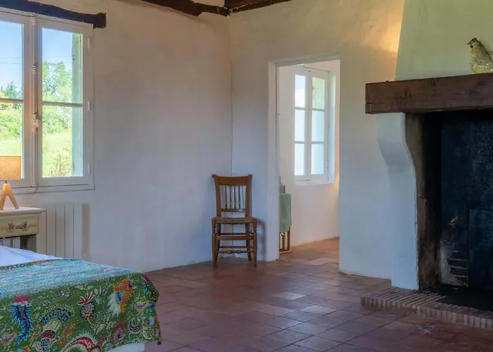 Vakantiehuis Le De La Verrerie, Maison Traditionnelle Avec Piscine *